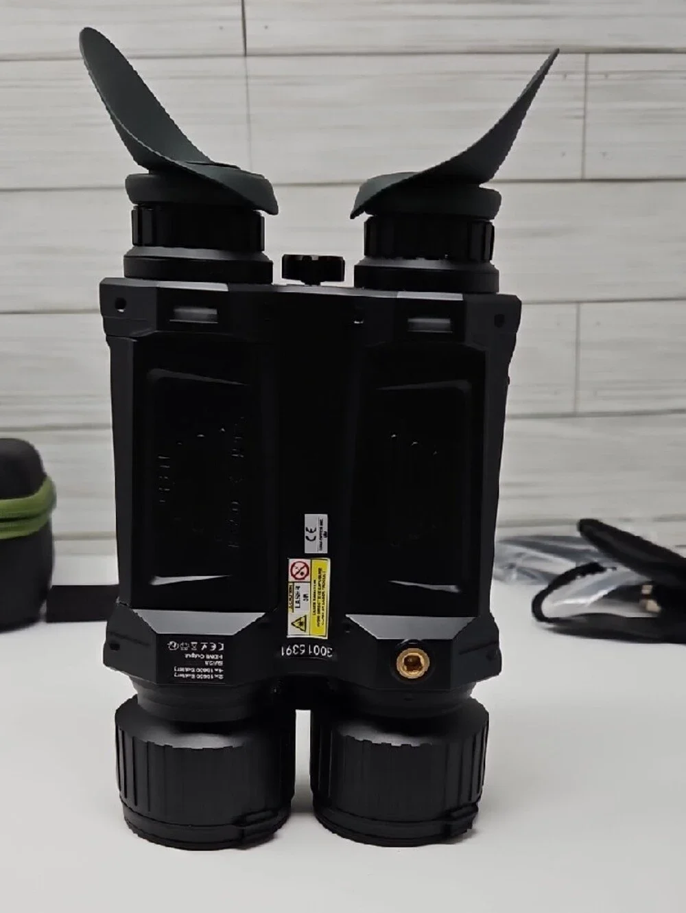 LUNA OPTICS QUANTUM Digital Day/Night Binoculars with Laser Rangefinder